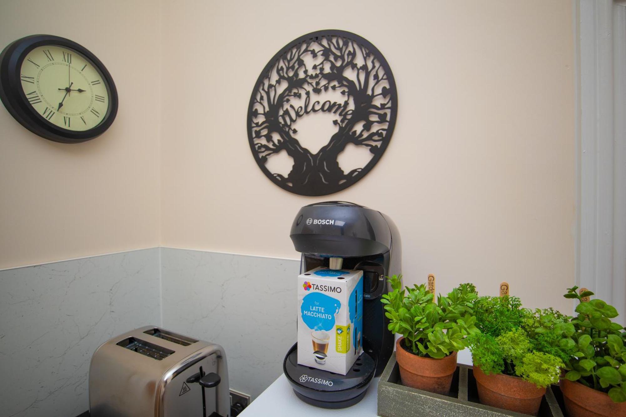One Bed Apartment, Close To Train, City, Beach And Hospital Long Booking Welcome Eastbourne Eksteriør billede