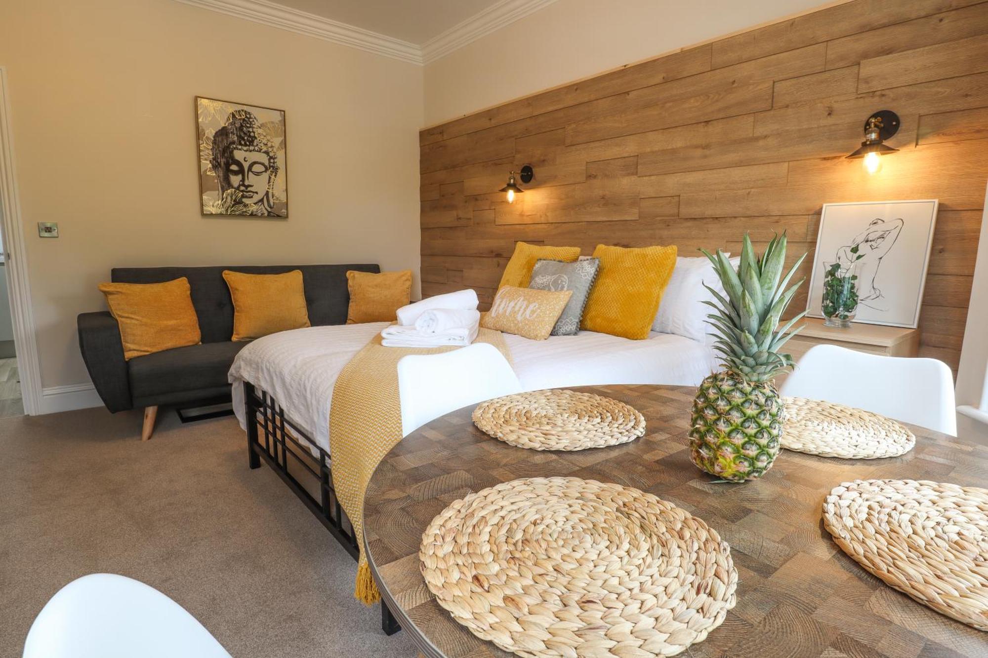 One Bed Apartment, Close To Train, City, Beach And Hospital Long Booking Welcome Eastbourne Eksteriør billede