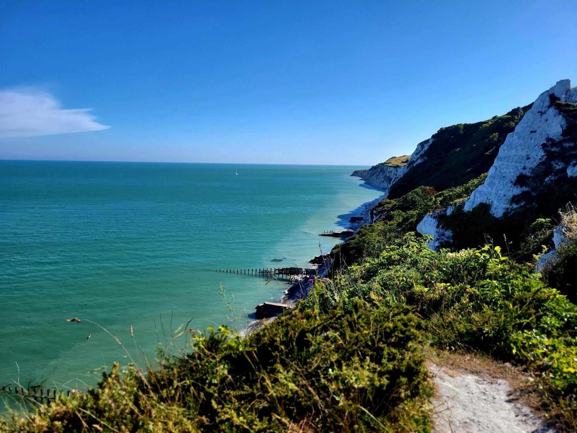 One Bed Apartment, Close To Train, City, Beach And Hospital Long Booking Welcome Eastbourne Eksteriør billede